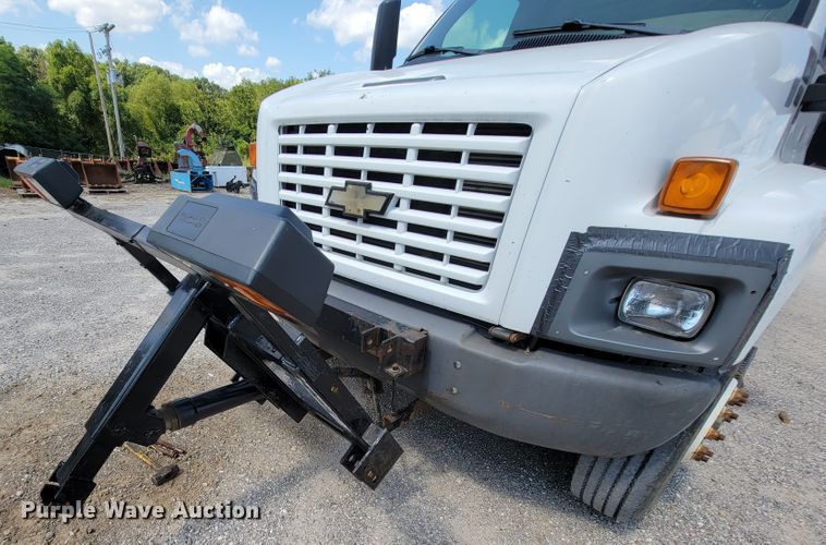 image for item KD9579 2006 Chevrolet C8500  dump truck