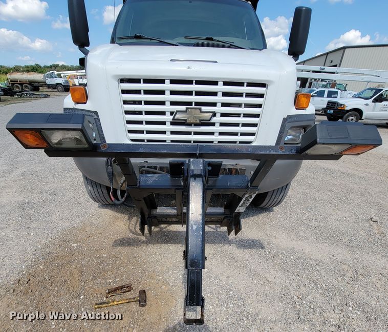 image for item KD9579 2006 Chevrolet C8500  dump truck
