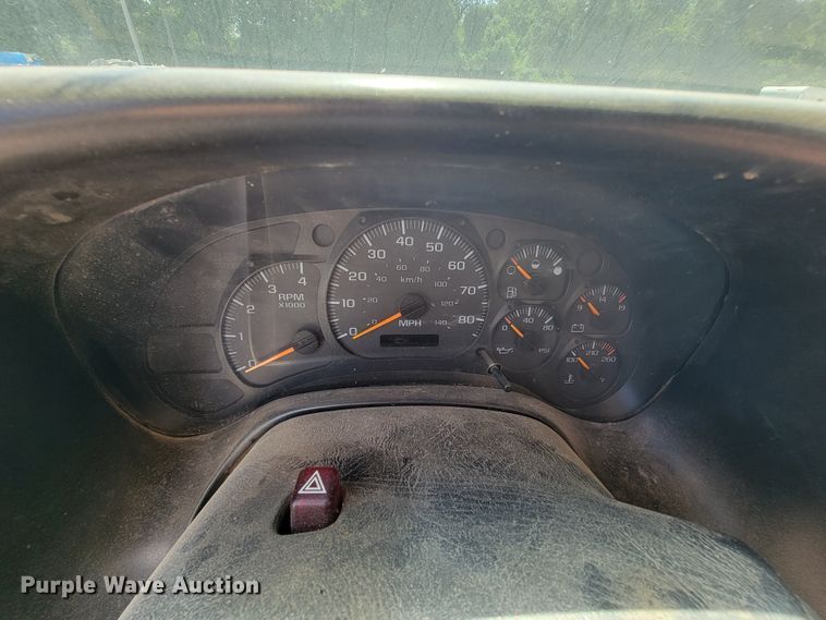 image for item KD9579 2006 Chevrolet C8500  dump truck