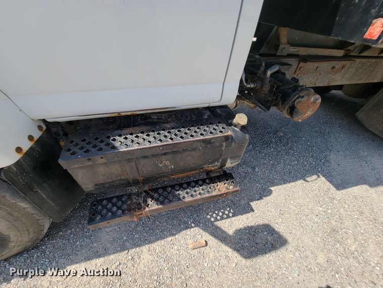 image for item KD9579 2006 Chevrolet C8500  dump truck