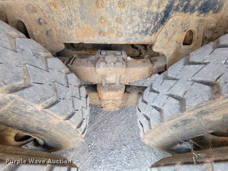 image for item KD9579 2006 Chevrolet C8500  dump truck