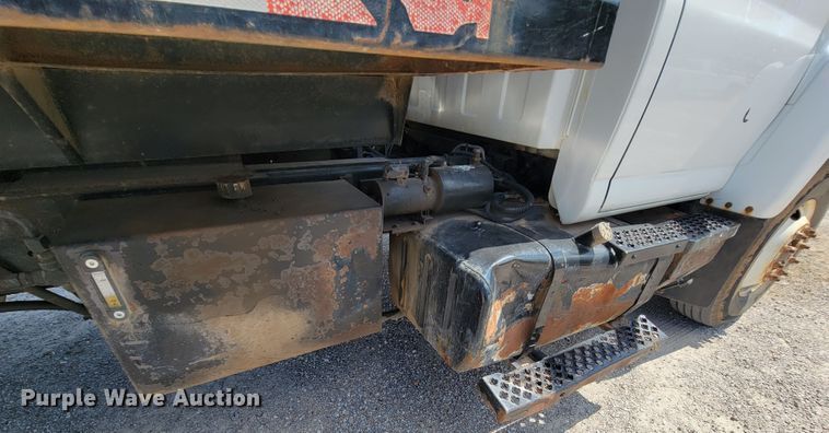 image for item KD9579 2006 Chevrolet C8500  dump truck