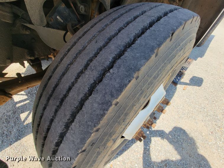 image for item KD9579 2006 Chevrolet C8500  dump truck