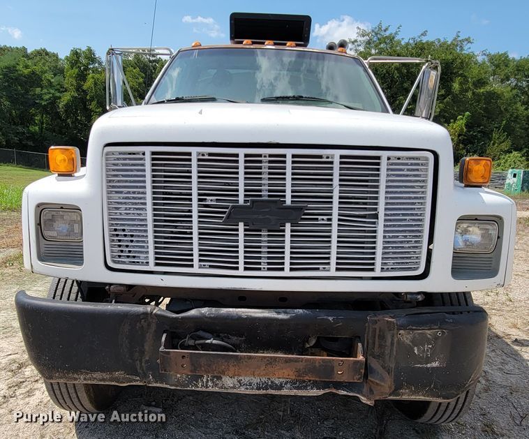 image for item KD9580 1992 Chevrolet TopKick C7500  water truck