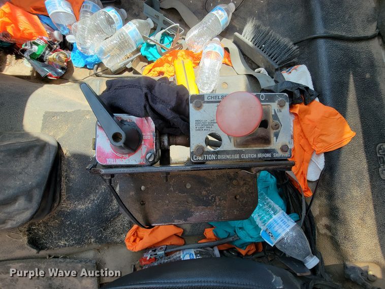 image for item KD9580 1992 Chevrolet TopKick C7500  water truck