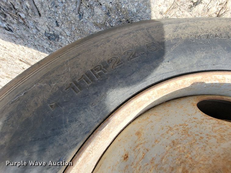 image for item KD9580 1992 Chevrolet TopKick C7500  water truck