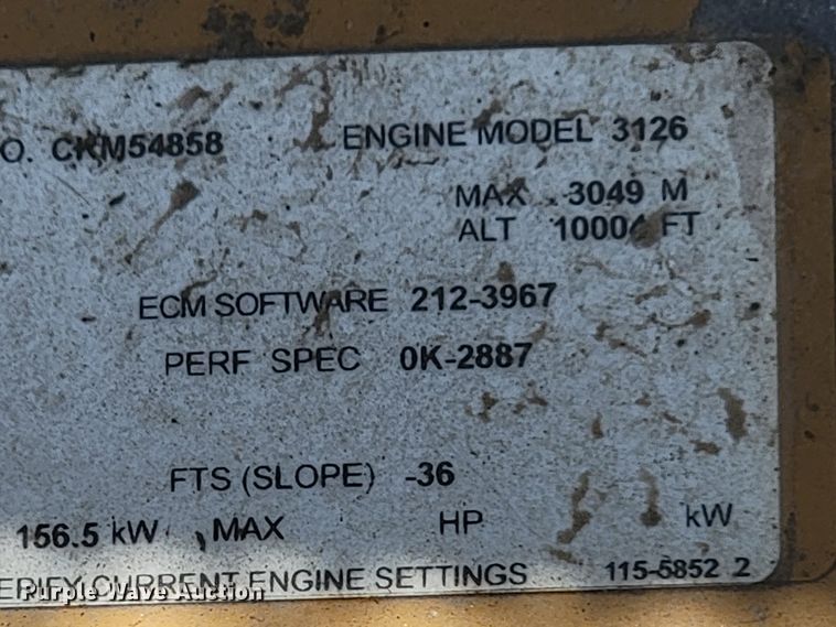 image for item KD9581 2002 Chevrolet C7500  forestry bucket truck