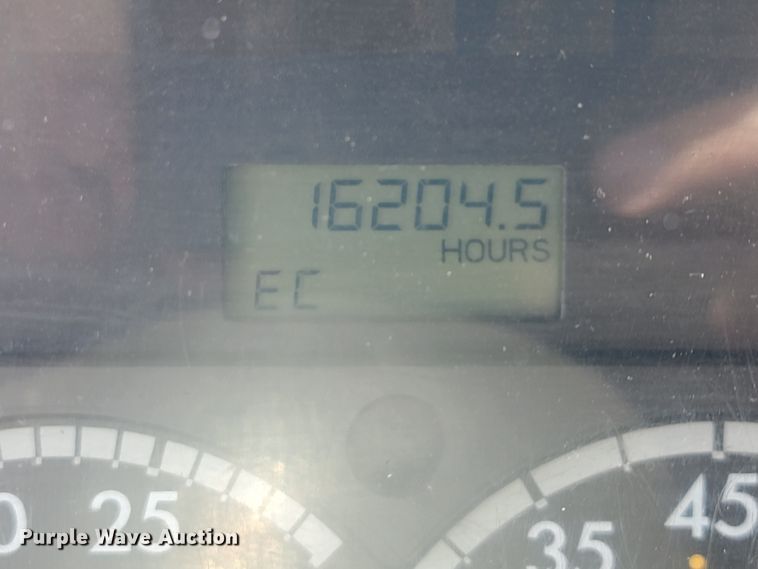 image for item KD9582 2005 Sterling L7500  sewer jetter truck