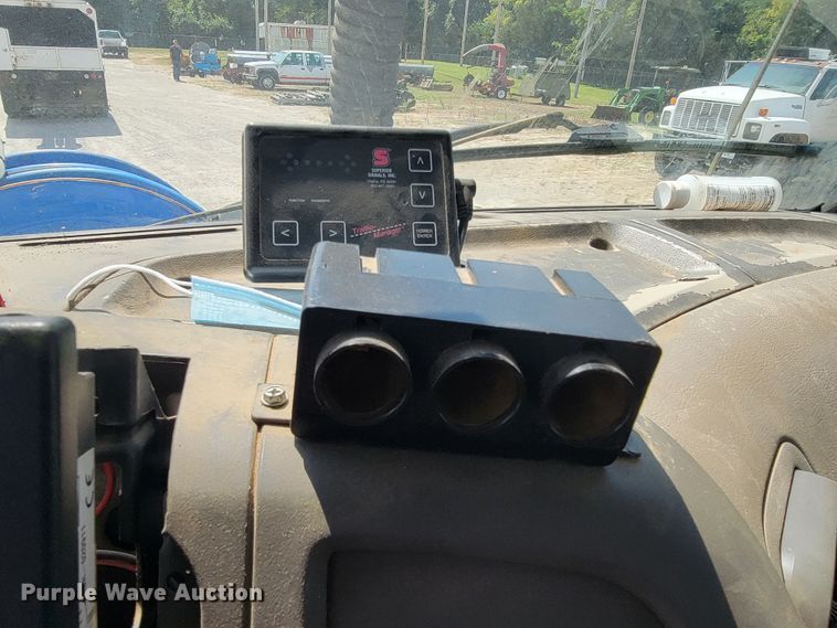 image for item KD9582 2005 Sterling L7500  sewer jetter truck