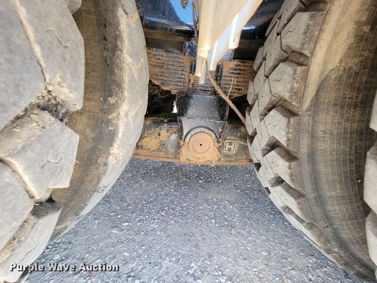 image for item KD9582 2005 Sterling L7500  sewer jetter truck