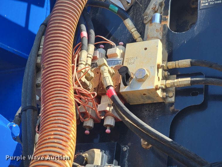 image for item KD9582 2005 Sterling L7500  sewer jetter truck