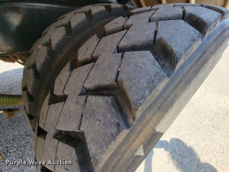 image for item KD9582 2005 Sterling L7500  sewer jetter truck