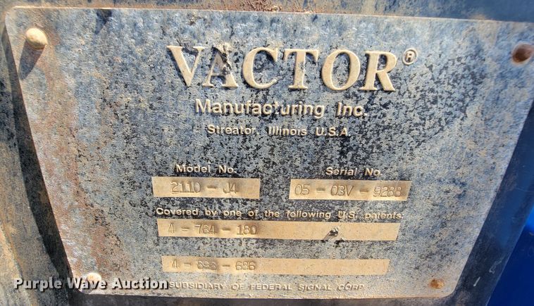 image for item KD9582 2005 Sterling L7500  sewer jetter truck