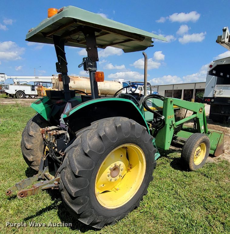 image for item KD9583 1995 John Deere 5200  tractor