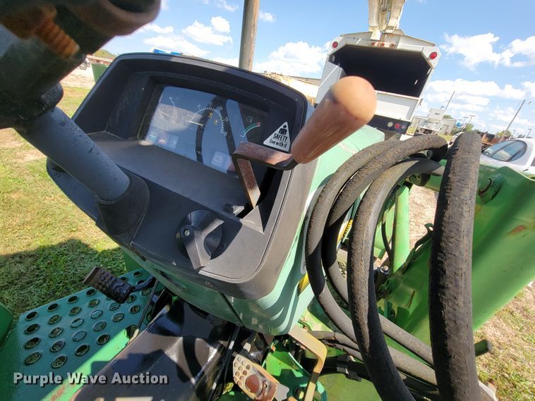 image for item KD9583 1995 John Deere 5200  tractor