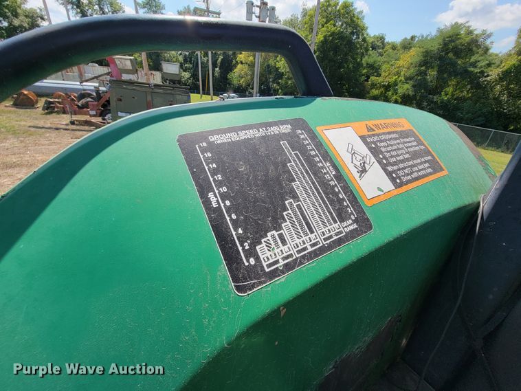 image for item KD9583 1995 John Deere 5200  tractor