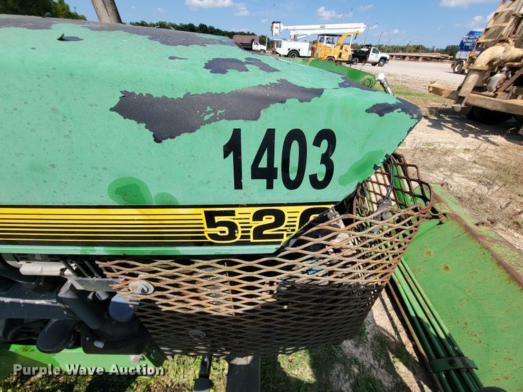 image for item KD9583 1995 John Deere 5200  tractor