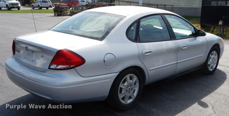 image for item KI9485 2005 Ford Taurus SE