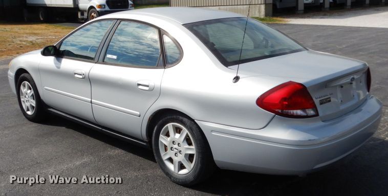 image for item KI9485 2005 Ford Taurus SE