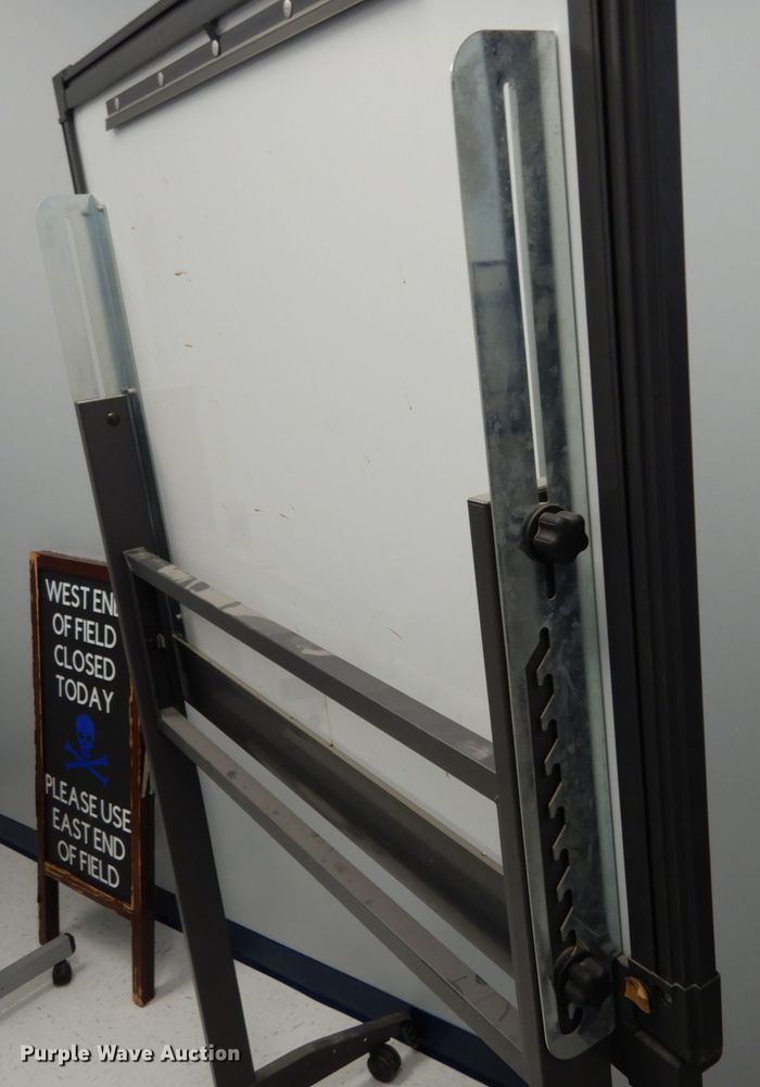 image for item KI9494 Smart board