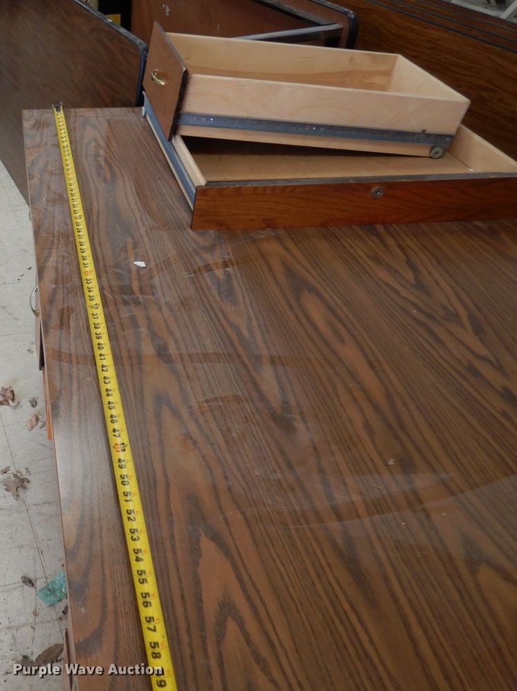 image for item KI9497 Desk