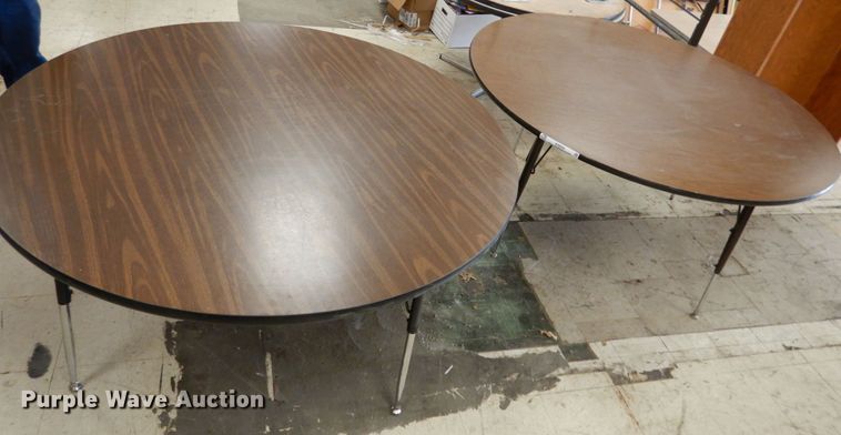 image for item KI9504 (4) round tables