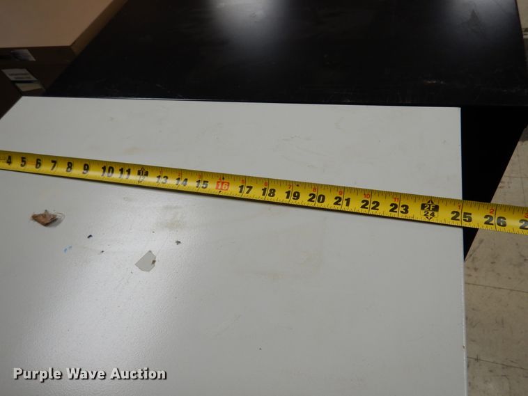 image for item KI9506 (6) filing cabinets