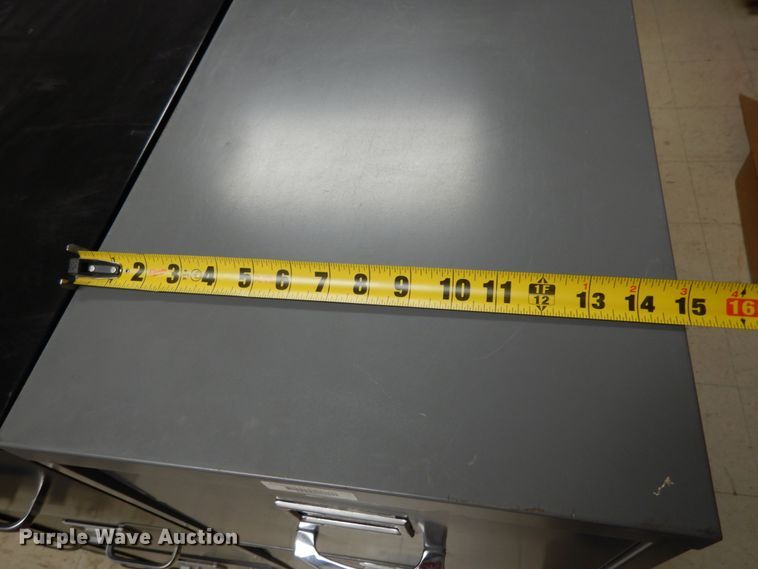 image for item KI9507 (3) filing cabinets