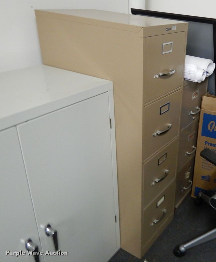 image for item KI9510 (9) filing cabinets