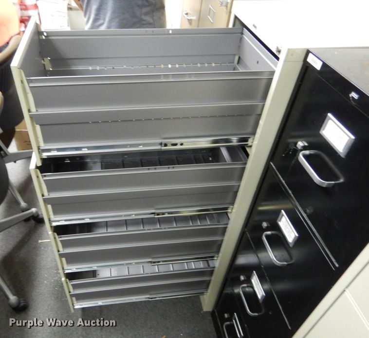 image for item KI9510 (9) filing cabinets