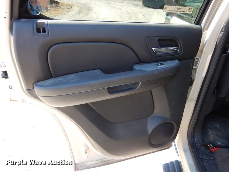 image for item KI9512 2012 Chevrolet Tahoe Police  SUV