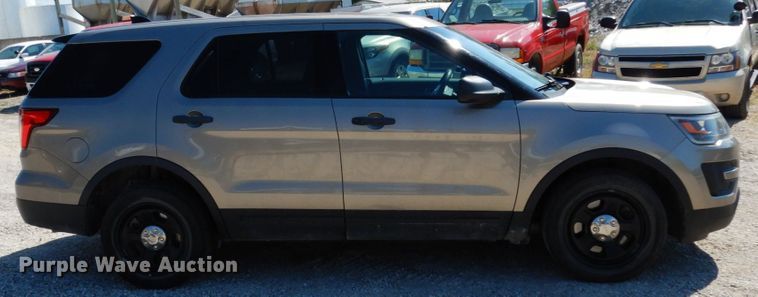 image for item KI9515 2016 Ford Explorer Police Interceptor  SUV
