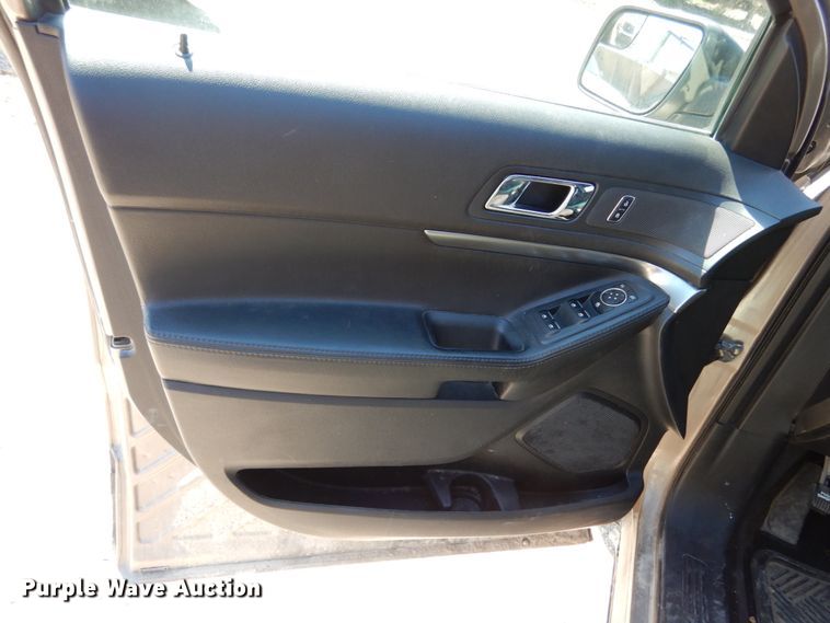 image for item KI9515 2016 Ford Explorer Police Interceptor  SUV