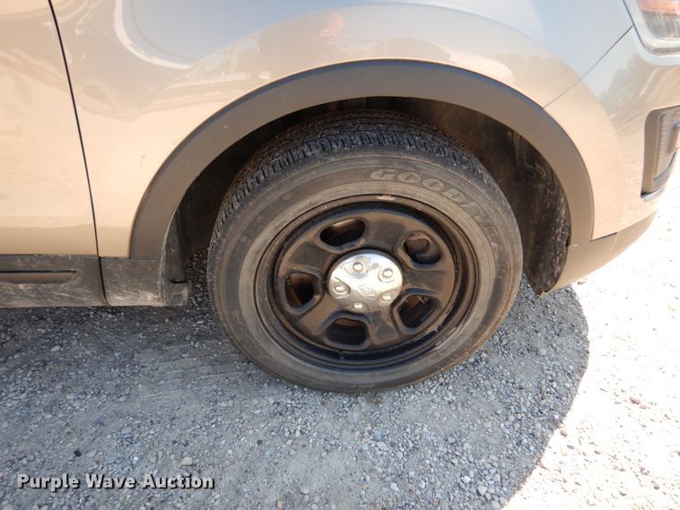 image for item KI9515 2016 Ford Explorer Police Interceptor  SUV