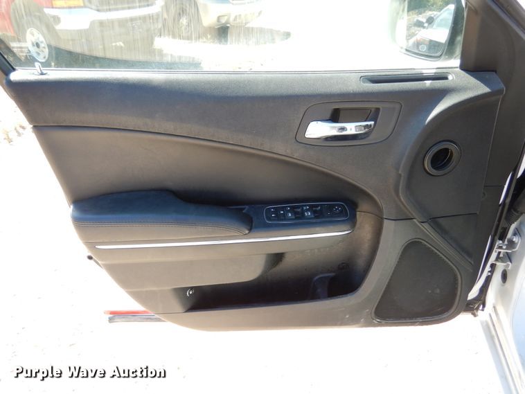 image for item KI9516 2013 Dodge Charger Police