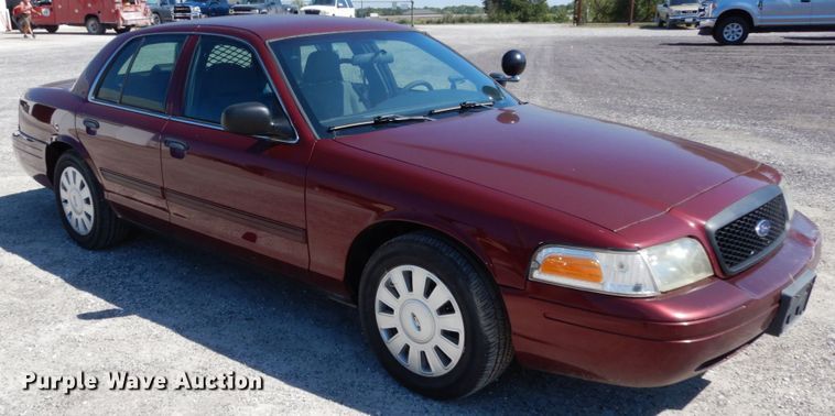 image for item KI9518 2010 Ford Crown Victoria Police Interceptor