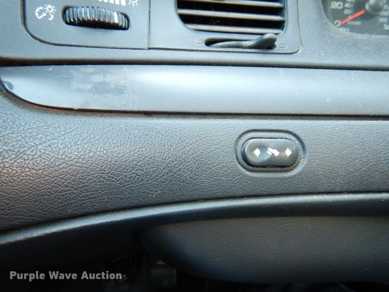 image for item KI9518 2010 Ford Crown Victoria Police Interceptor