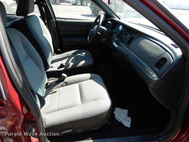 image for item KI9518 2010 Ford Crown Victoria Police Interceptor