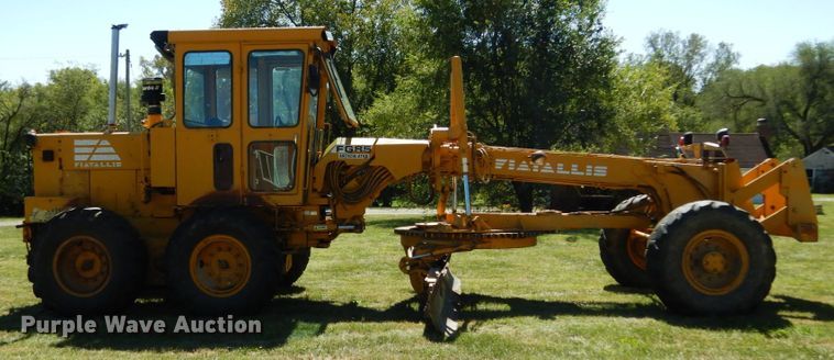 image for item KI9530 1976 Fiat-Allis FG85  motor grader