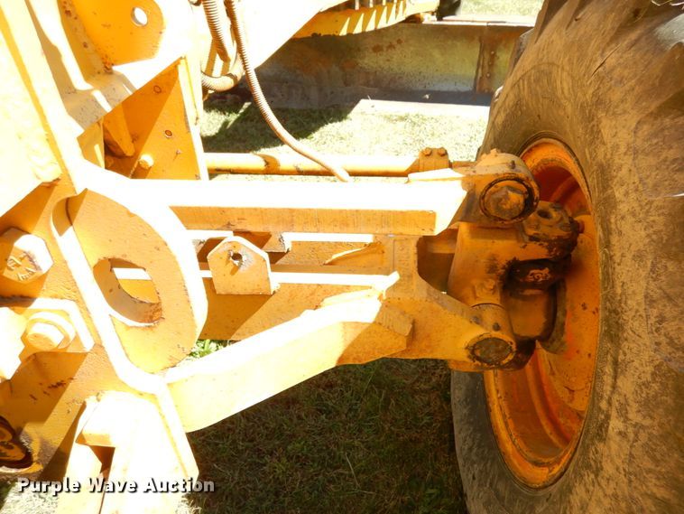 image for item KI9530 1976 Fiat-Allis FG85  motor grader