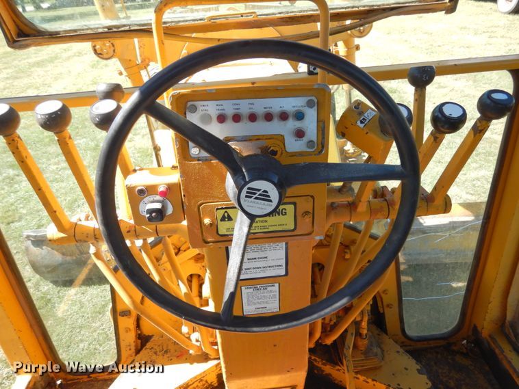 image for item KI9530 1976 Fiat-Allis FG85  motor grader