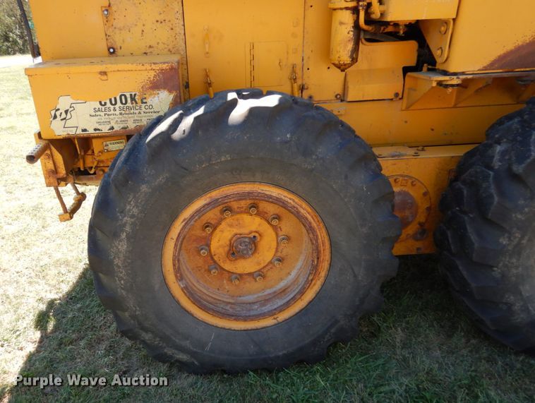 image for item KI9530 1976 Fiat-Allis FG85  motor grader