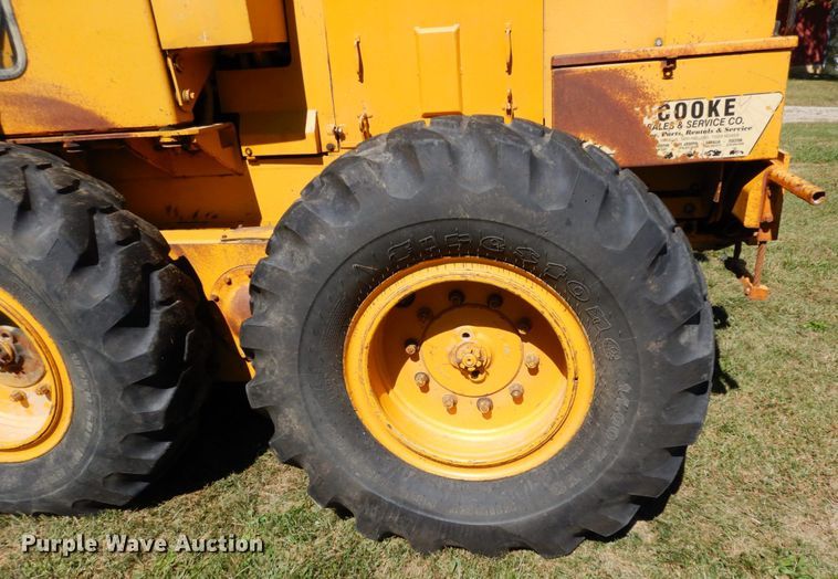 image for item KI9530 1976 Fiat-Allis FG85  motor grader