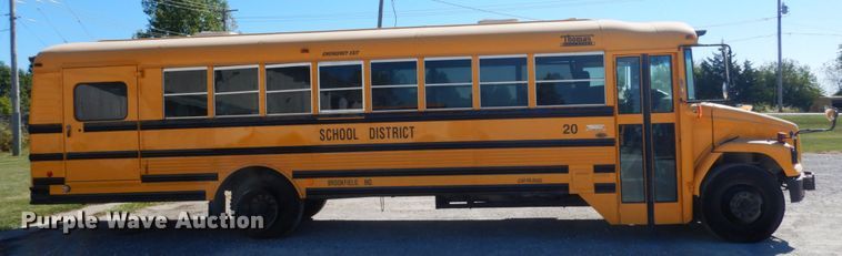 image for item KI9531 2003 Freightliner FS65 Thomas Built  school bus