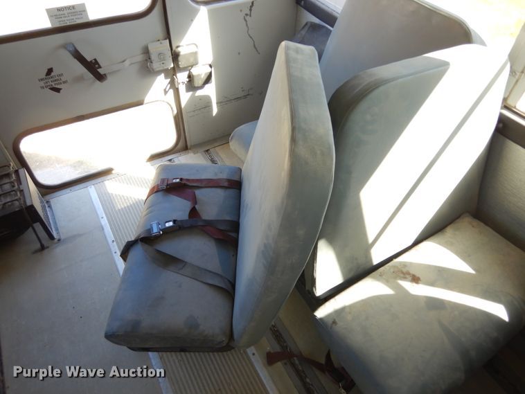 image for item KI9531 2003 Freightliner FS65 Thomas Built  school bus