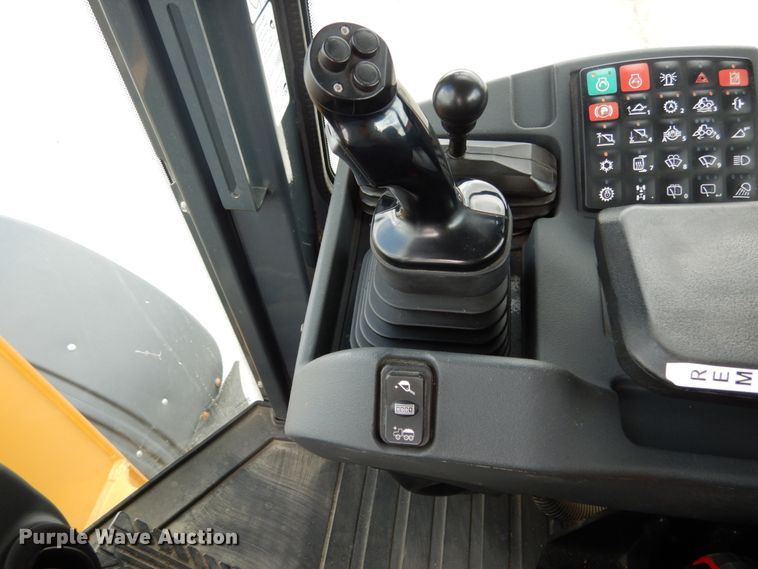 image for item KI9535 2016 John Deere 544K  wheel loader