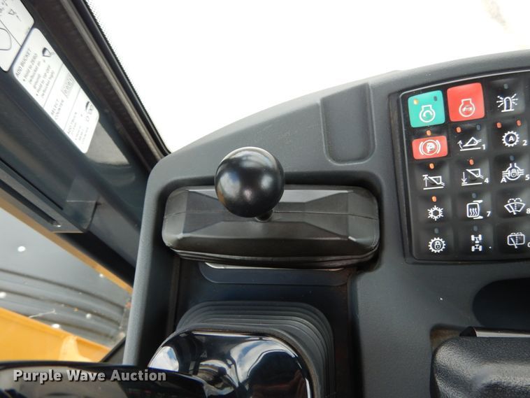 image for item KI9535 2016 John Deere 544K  wheel loader