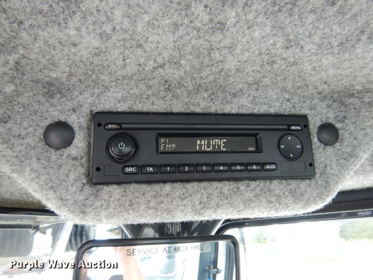 image for item KI9535 2016 John Deere 544K  wheel loader