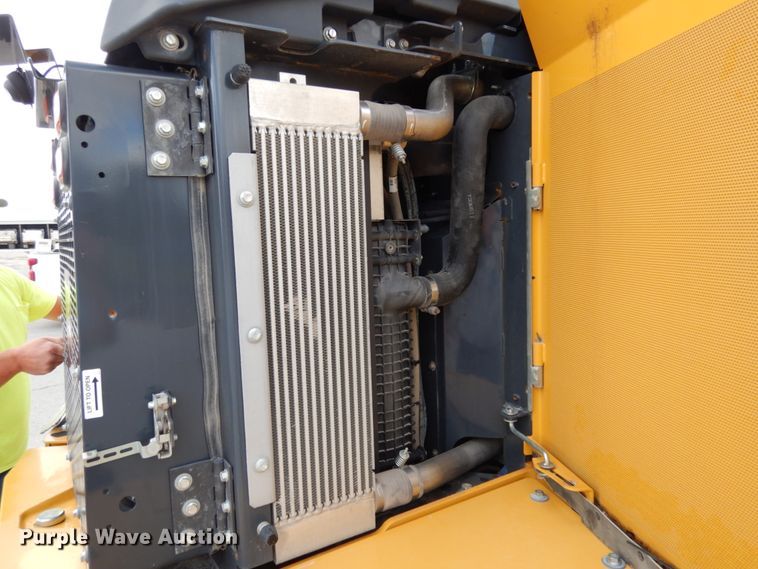 image for item KI9535 2016 John Deere 544K  wheel loader