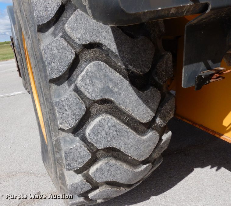 image for item KI9535 2016 John Deere 544K  wheel loader